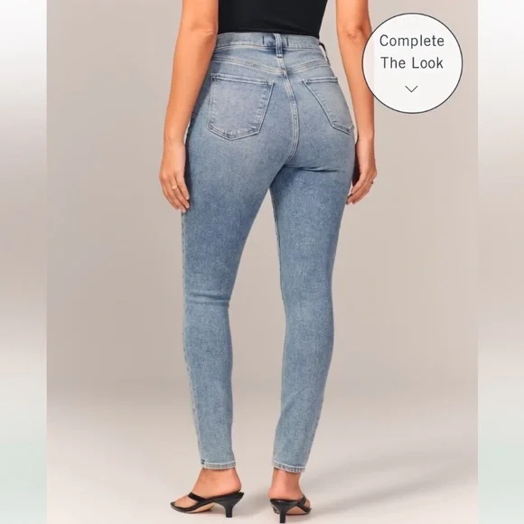 Abercrombie & Fitch Light Blue Skinny Jeans - Picture 2 of 10